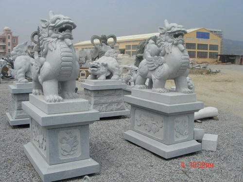 Hand Carved Garden Sculpture, Beige/White Marble Stone Animal Statue Carving for Garden