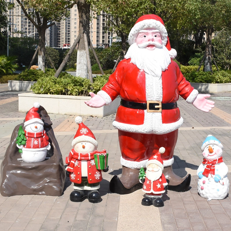 Handicrafts Christmas Present Resin Fiberglass Sculpture Santa Claus Statue Folk Crafts on Display