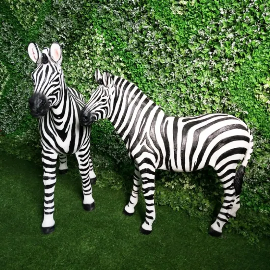 Поддержка настройки большого реквизита для вечеринок из смолы и стекловолокна со статуями животных-зебр.
